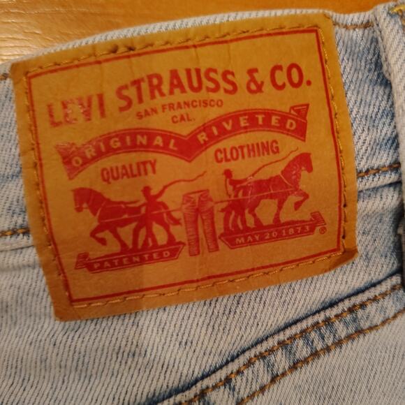 Levi’s Ribcage Straight Jeans-Sz 27x27- Light Blue Wash – High Rise – Button Fly - Picture 7 of 10